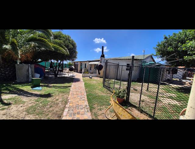 10,743M² SMALLHOLDING FOR SALE IN MORNING STAR